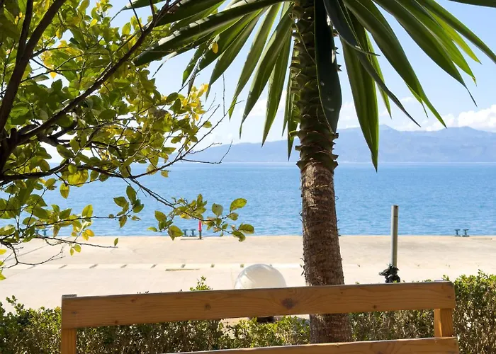 Alexis Beach - Pet Friendly *